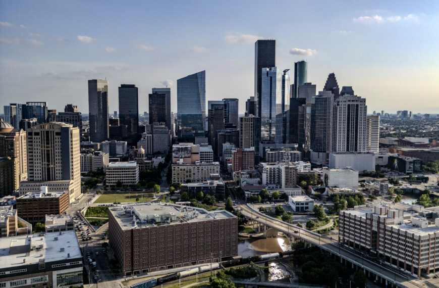 Luxury Apartment Hunting in Houston: What…