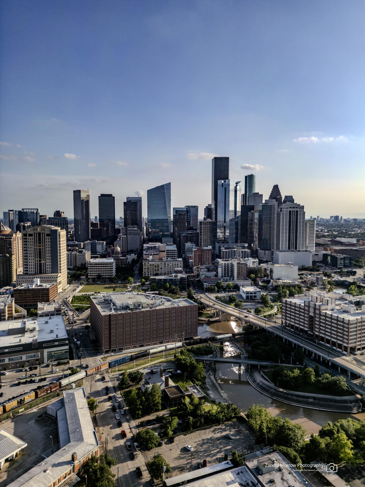 Luxury Apartment Hunting in Houston: What to Look for in 2025 🏢🔍