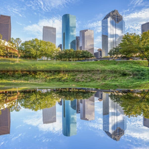 Navigating Houston’s Luxury Apartment Scene: What You Need…