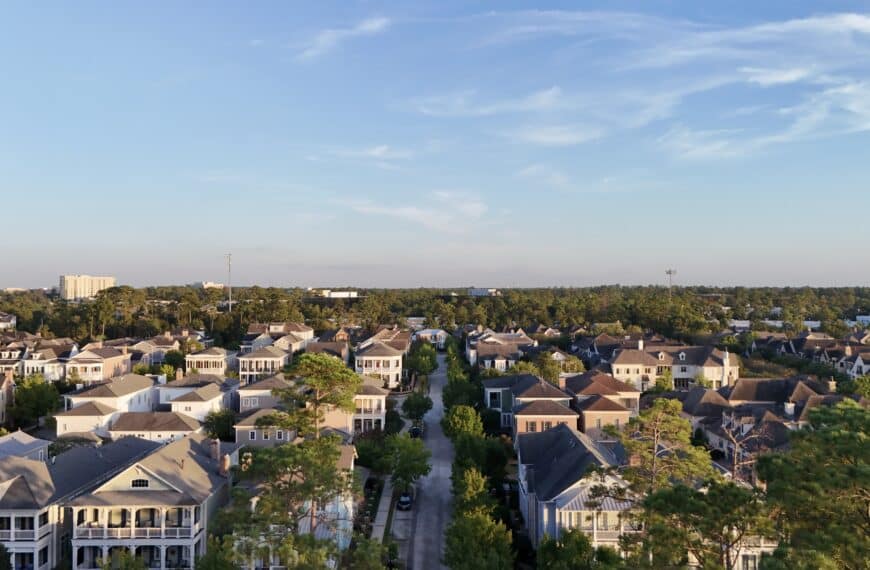Navigate Your Move: Discover Houston’s Top Luxury Neighborhoods